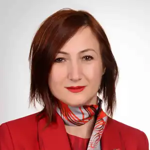 banu-atilgan-basgan-300x300
